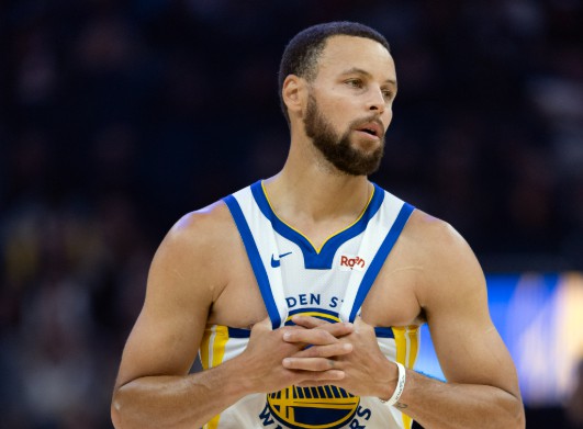 The Warriors made 4 of 18 three-pointers in a single quarter and only scored 14 points in the first quarter.