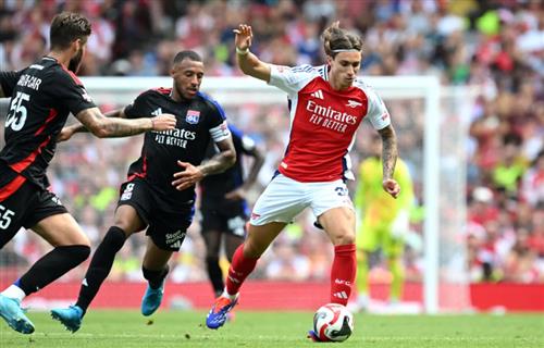 Arsenal vs Lyon